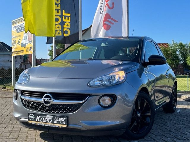 Ein Opel Adam der zum Leasing angeboten wird.