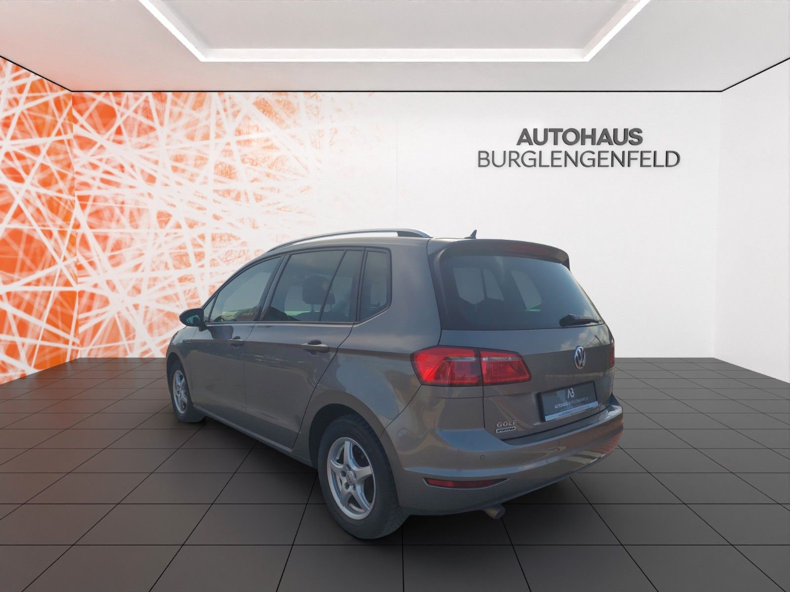 Fahrzeugabbildung Volkswagen Golf Sportsvan VII Lounge ! Navi ! PDC ! SHZ !