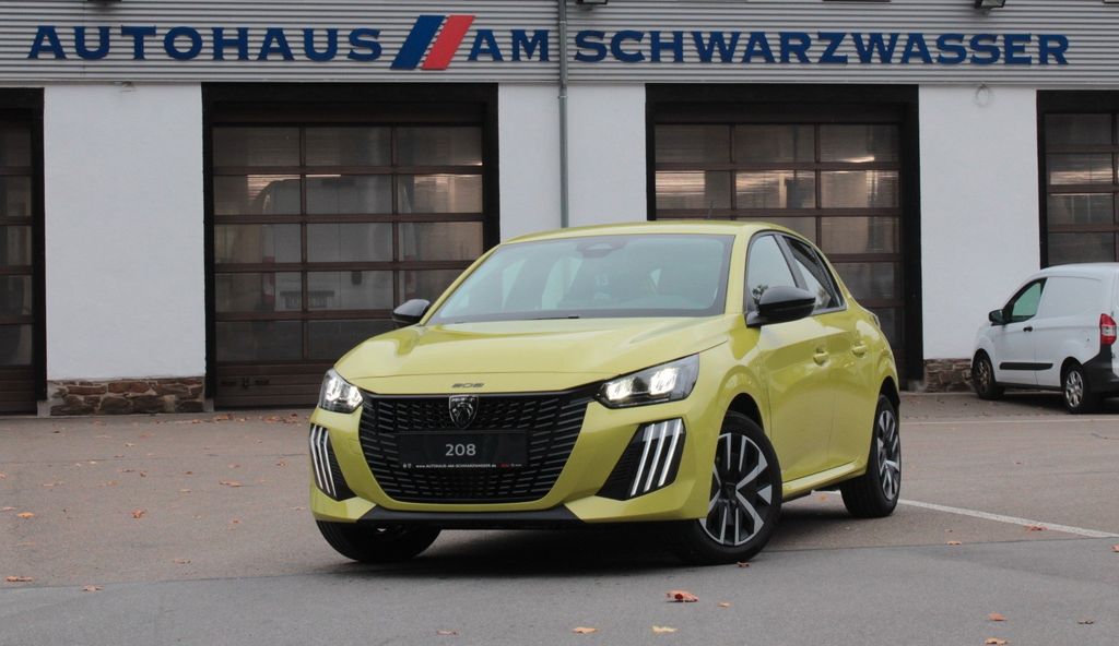 PEUGEOT e-208 136 Style