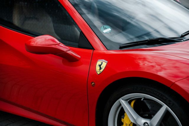 Fahrzeugabbildung Ferrari 488 Spider*Lift*PDC*RFK*Mwst*1.Hand