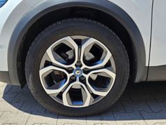 Fahrzeugabbildung Captur II Edition One E-TECH PLUG-IN 160 EDC SCH
