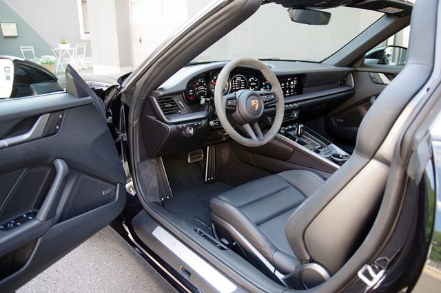 Porsche 992 Targa 4*Sportabgas,BOSE,U-FREI,Approved0726