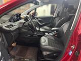 Peugeot 2008 Allure 1.2 PT 110 Automatik+SHZ+Navi+CAM+DA - scheckheftgepflegte Peugeot 2008