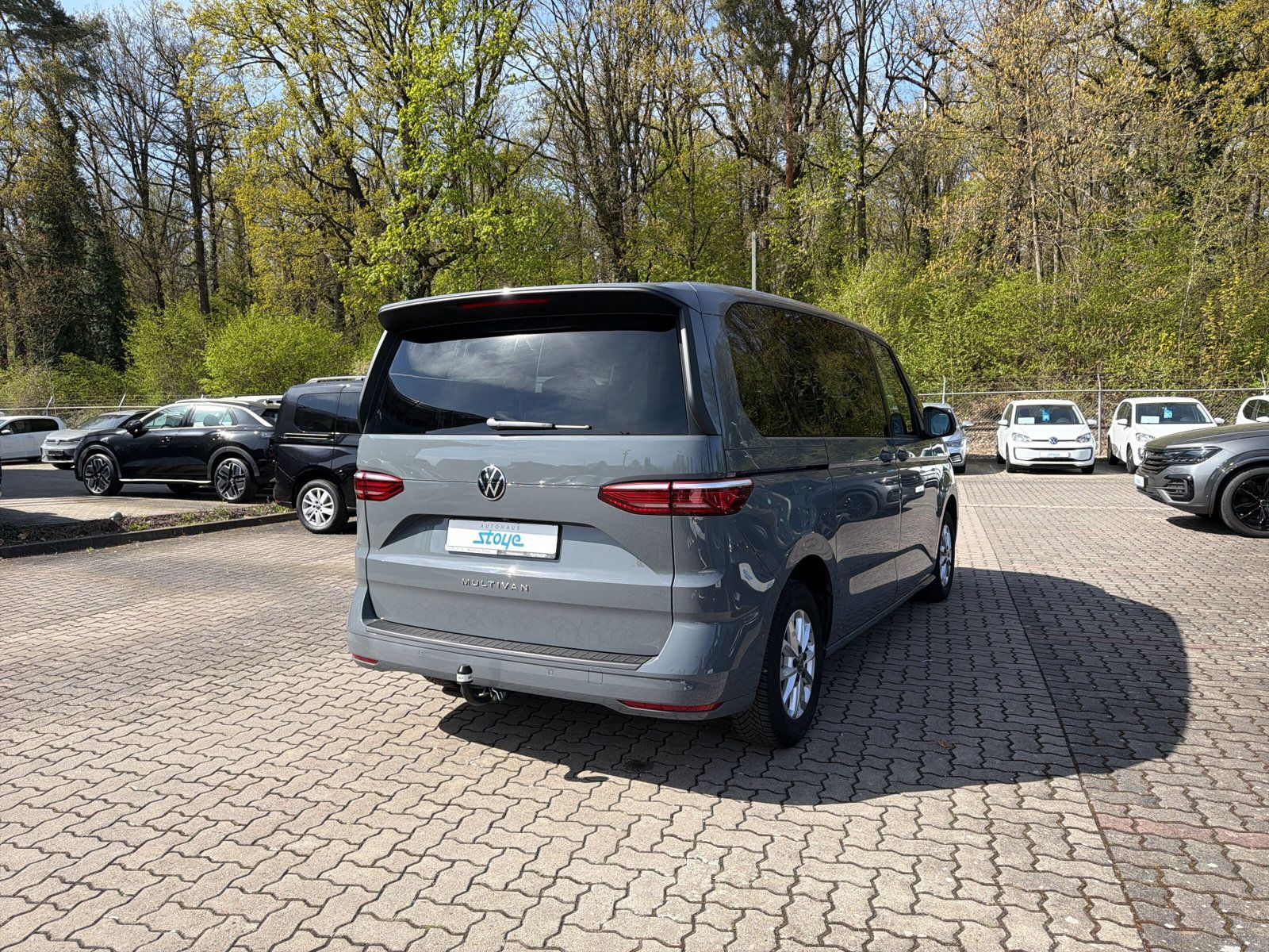 Multivan Life TDi DSG 7S LED Kamera Apple CarPla