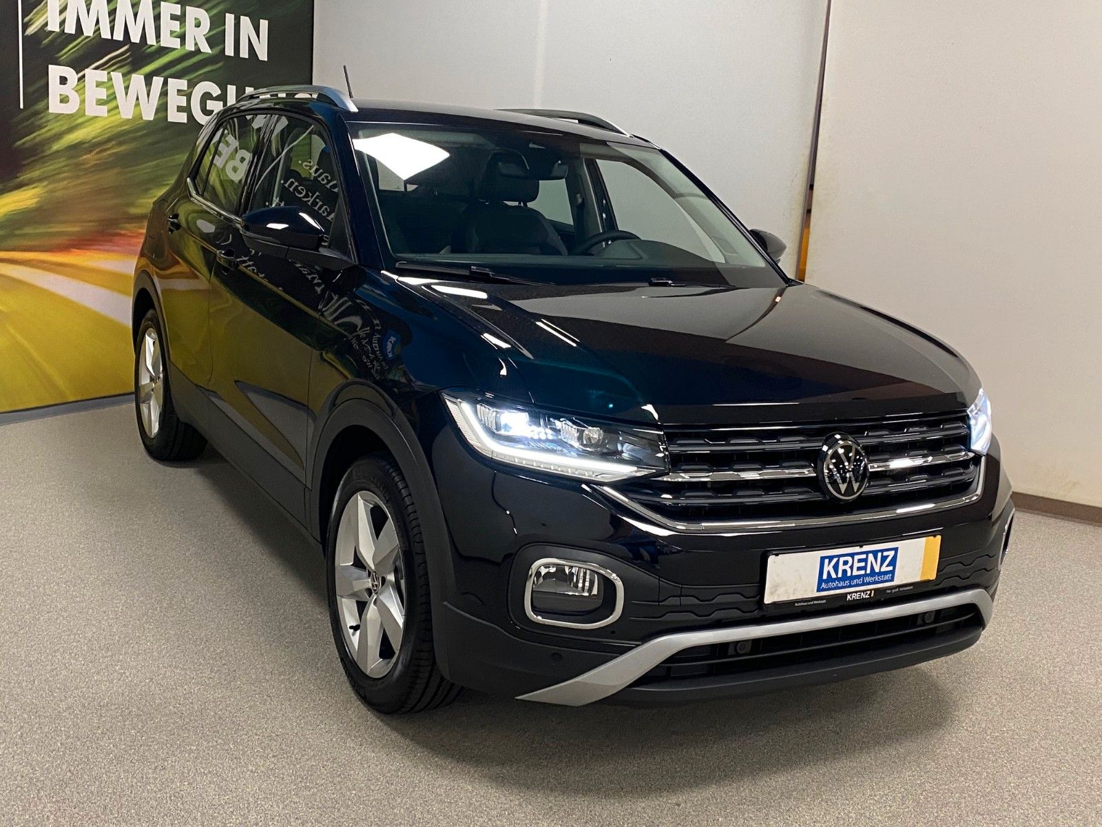 Fahrzeugabbildung Volkswagen T-CROSS 1.0 TSI OPF STYLE+KAMERA+ACC+SITZHEIZUNG