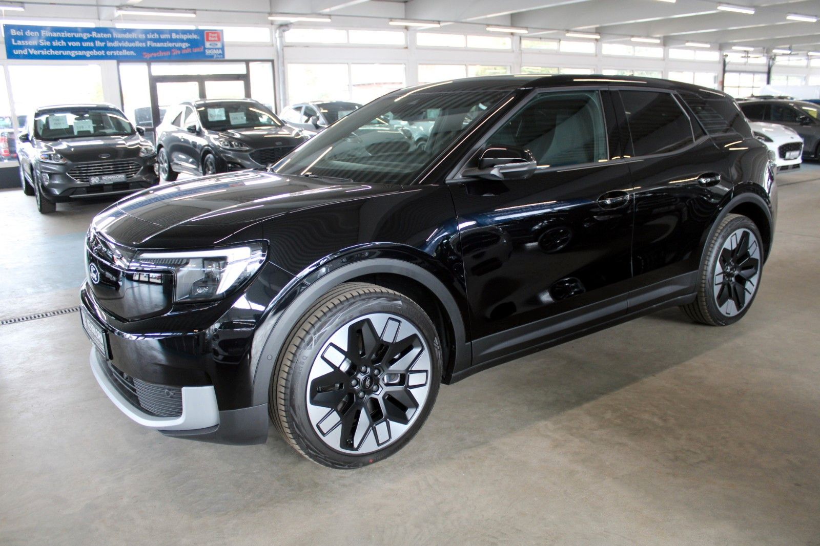 Fahrzeugabbildung Ford Explorer BEV Extended Range  RWD Premium mit AHK
