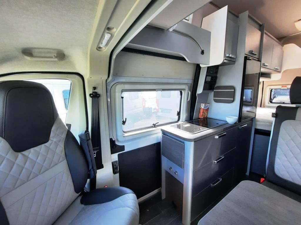 Fahrzeugabbildung Weinsberg CaraBus GREY 600 MQH EDITION [FIRE] Verfüg./Spar