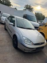 Ford Focus 1.6 Benzin | TÜV neu | Klima | ... - Ford Focus aus 2001: 1.6