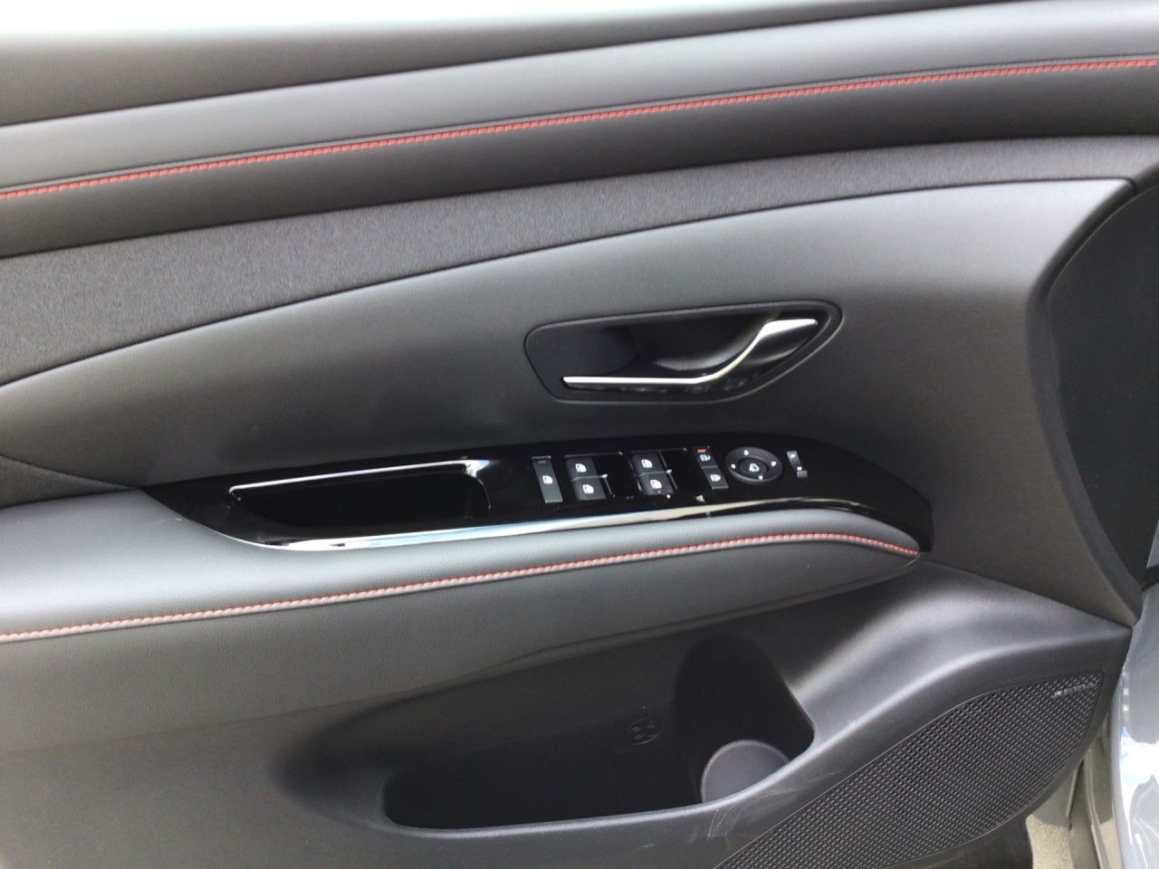 Fahrzeugabbildung Hyundai TUCSON N-LINE KRELL*SHZ*LHZ*NAVI*USB*