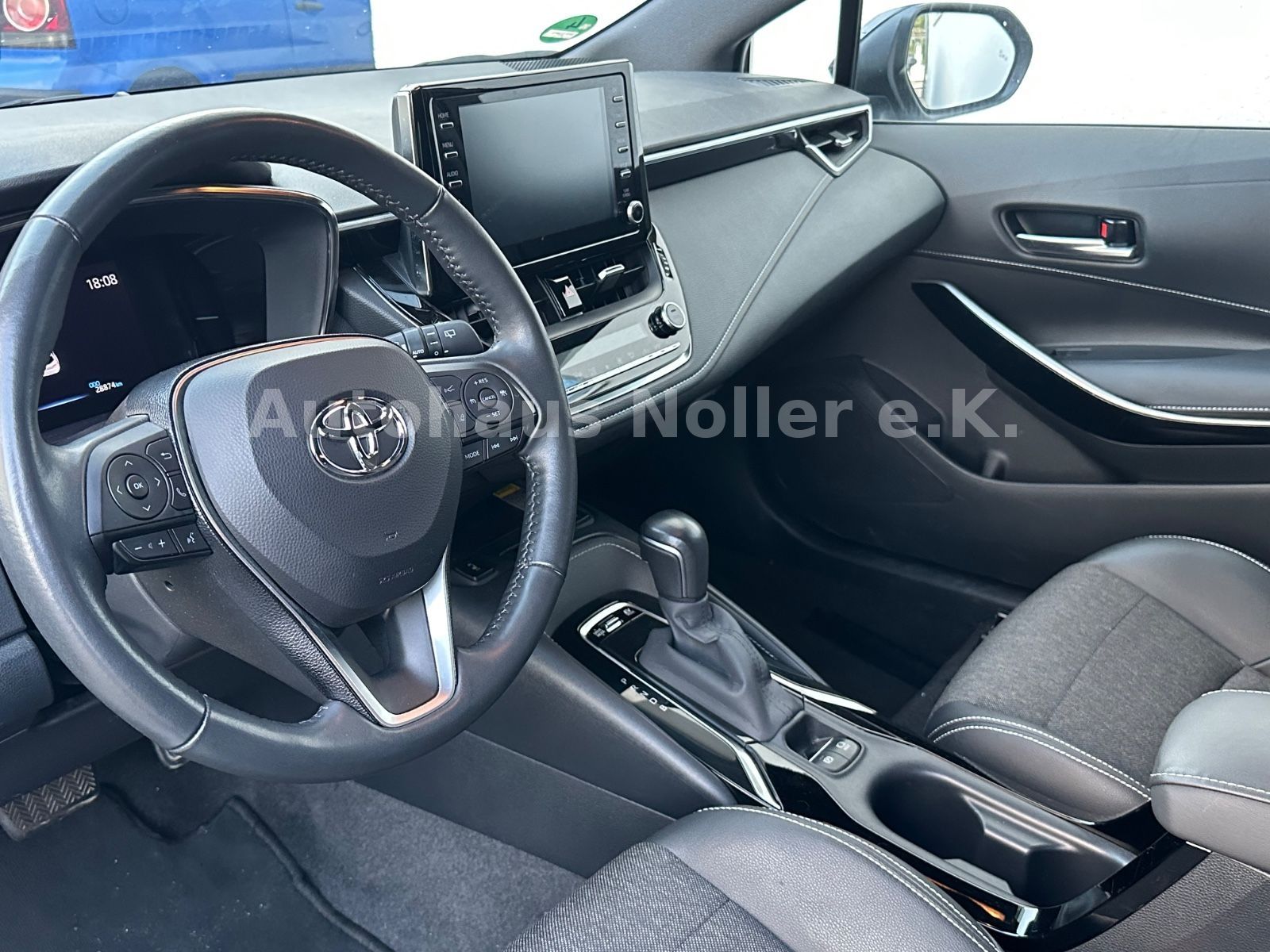 Toyota Corolla Touring Sports Hybrid Team D imagem 3