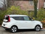 Kia Soul e-Soul DynamicLine 64 kWh LED Navi Kamera - gebrauchte Kia Soul aus dem Jahr 2020