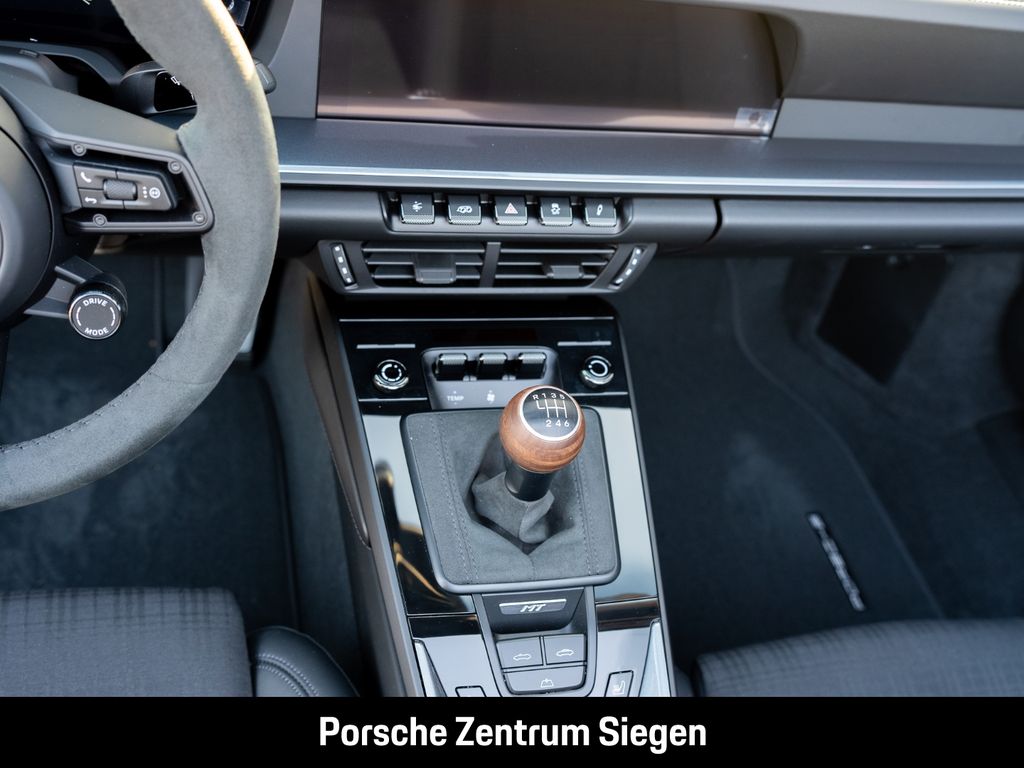 Porsche 992 -2 (911) Carrera T Cabriolet