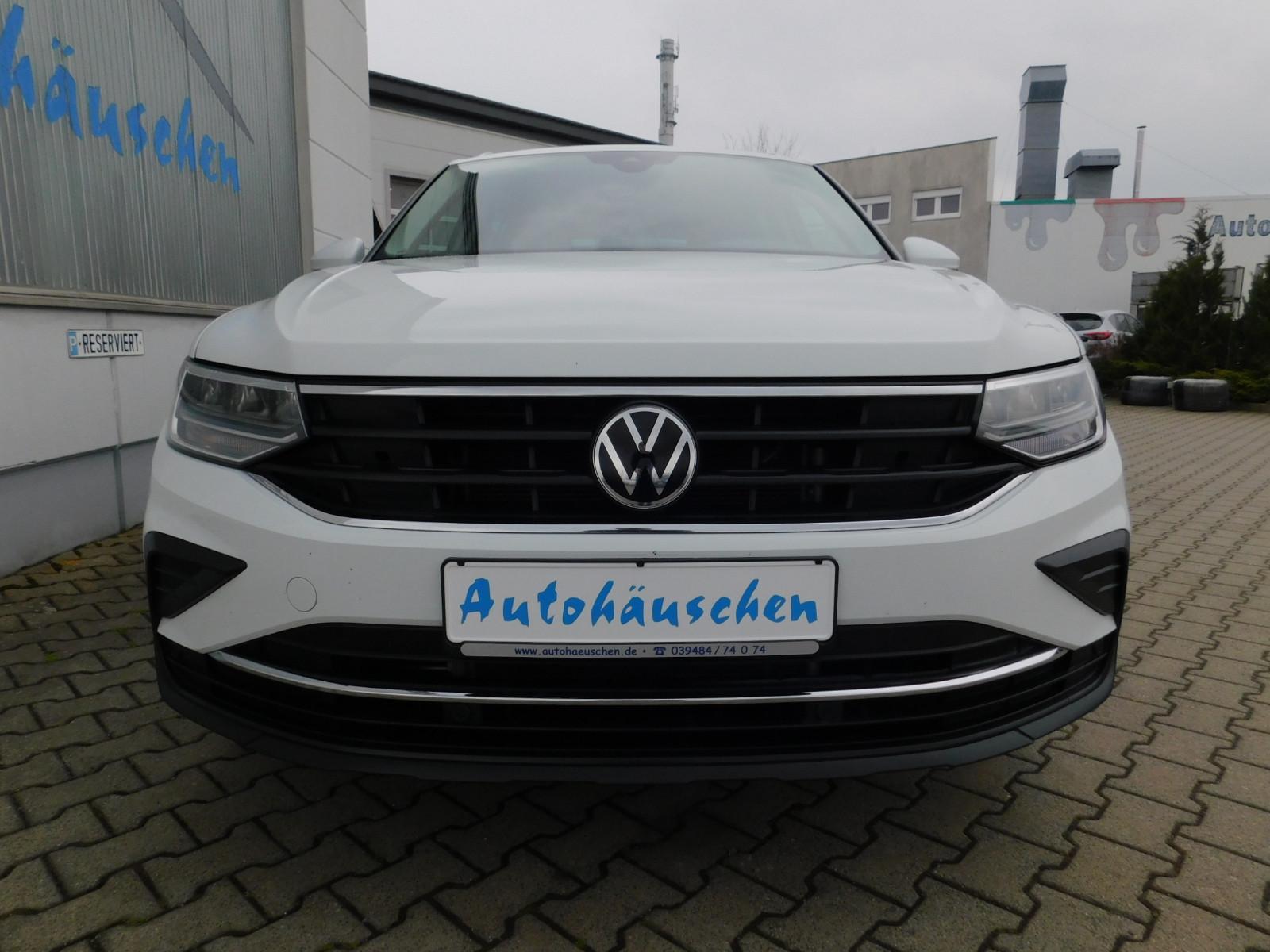 Volkswagen Tiguan 1.5 TSI Life LED/Navi/ACC/Sitzheizung