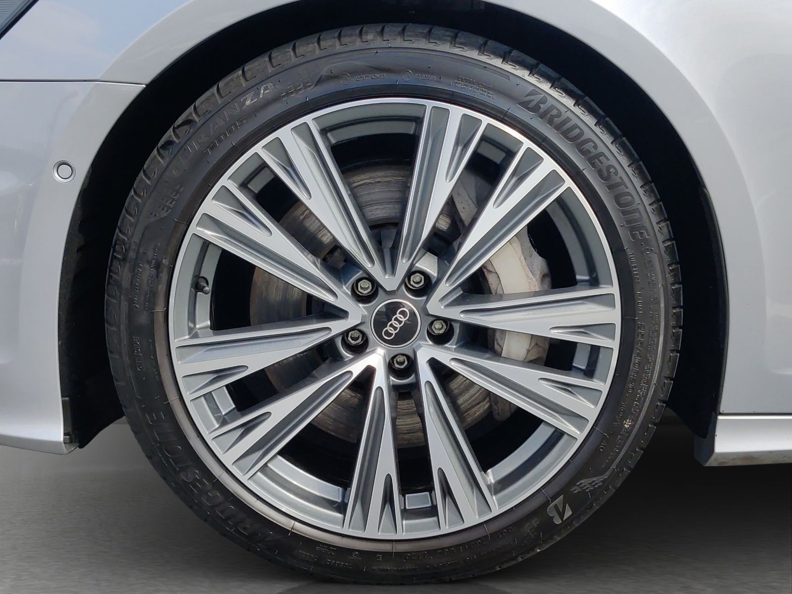 Audi A6 - Bild 13