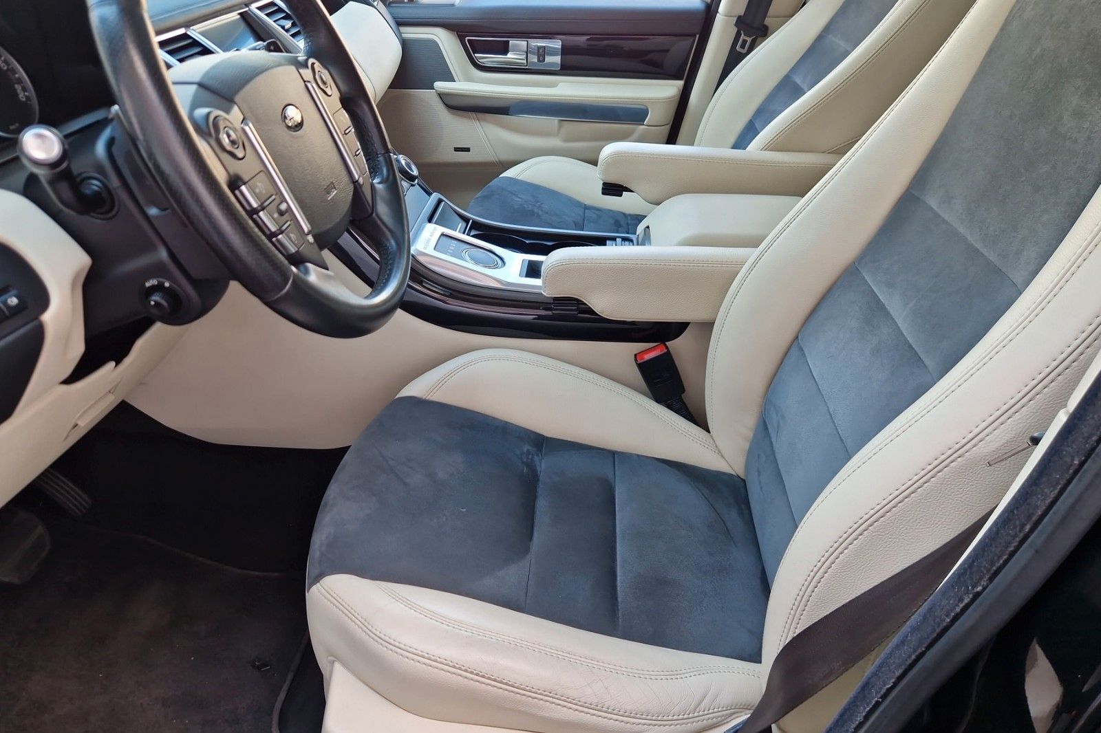Fahrzeugabbildung Land Rover Range Rover Sport*Schiebedach*Motorrevision