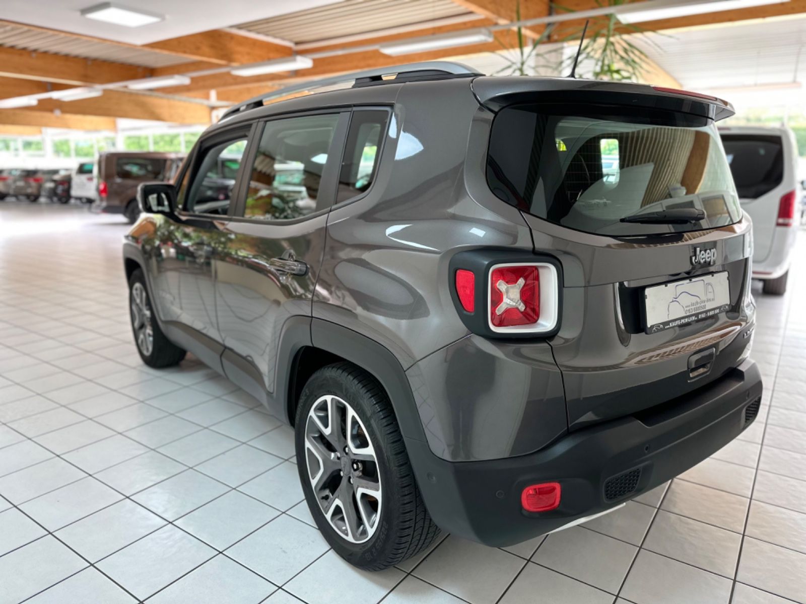 Fahrzeugabbildung Jeep Renegade Limited FWD*Klima*Leder*PDC*