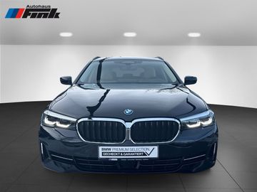 BMW 530e xDrive A Touring HiFi DAB WLAN RFK Shz