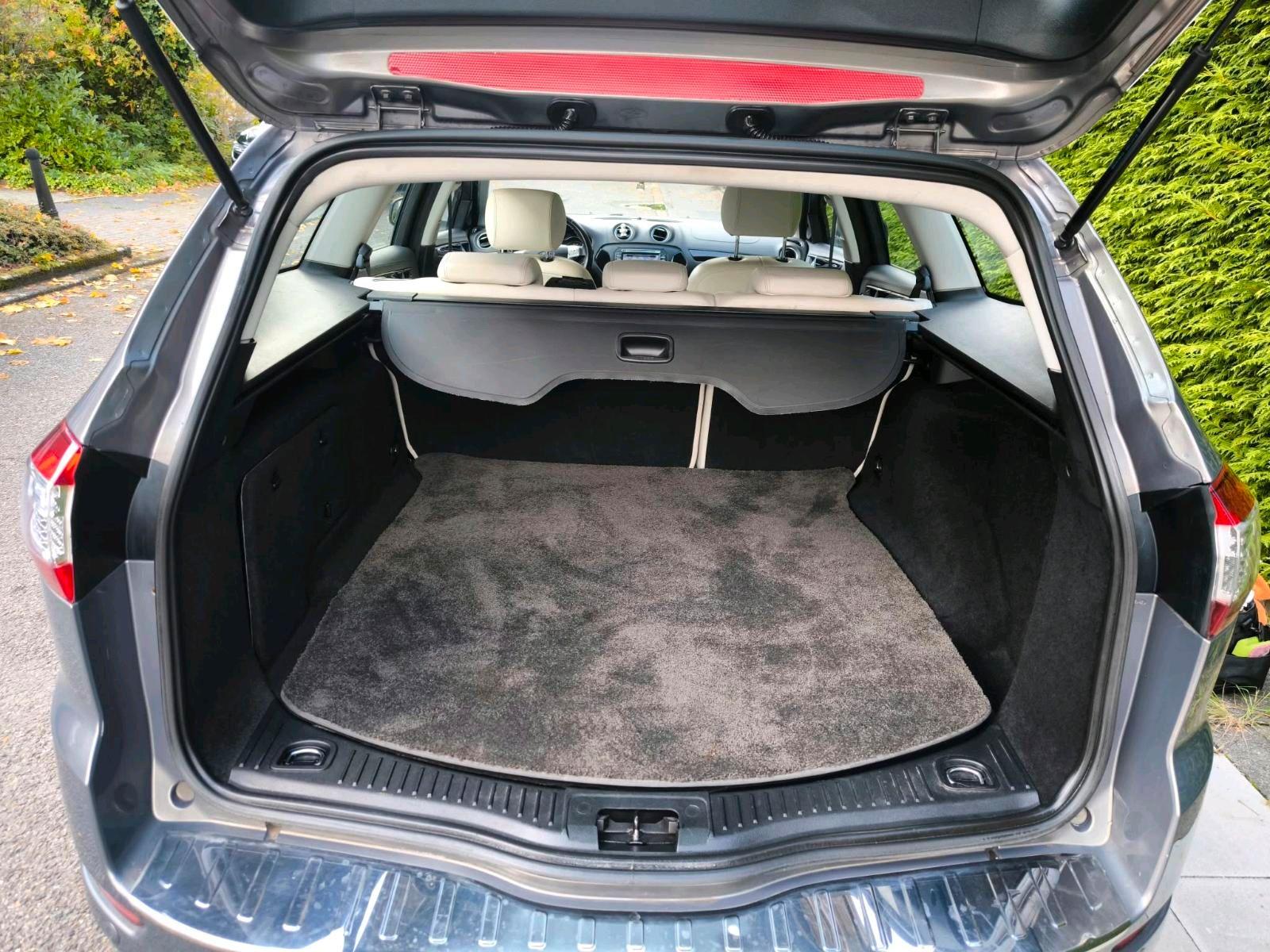 Ford Mondeo 2013 — фото 14