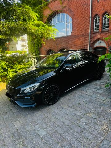 MERCEDES-BENZ CLA 200 AMG Facelift Full Night PEAK Edition 