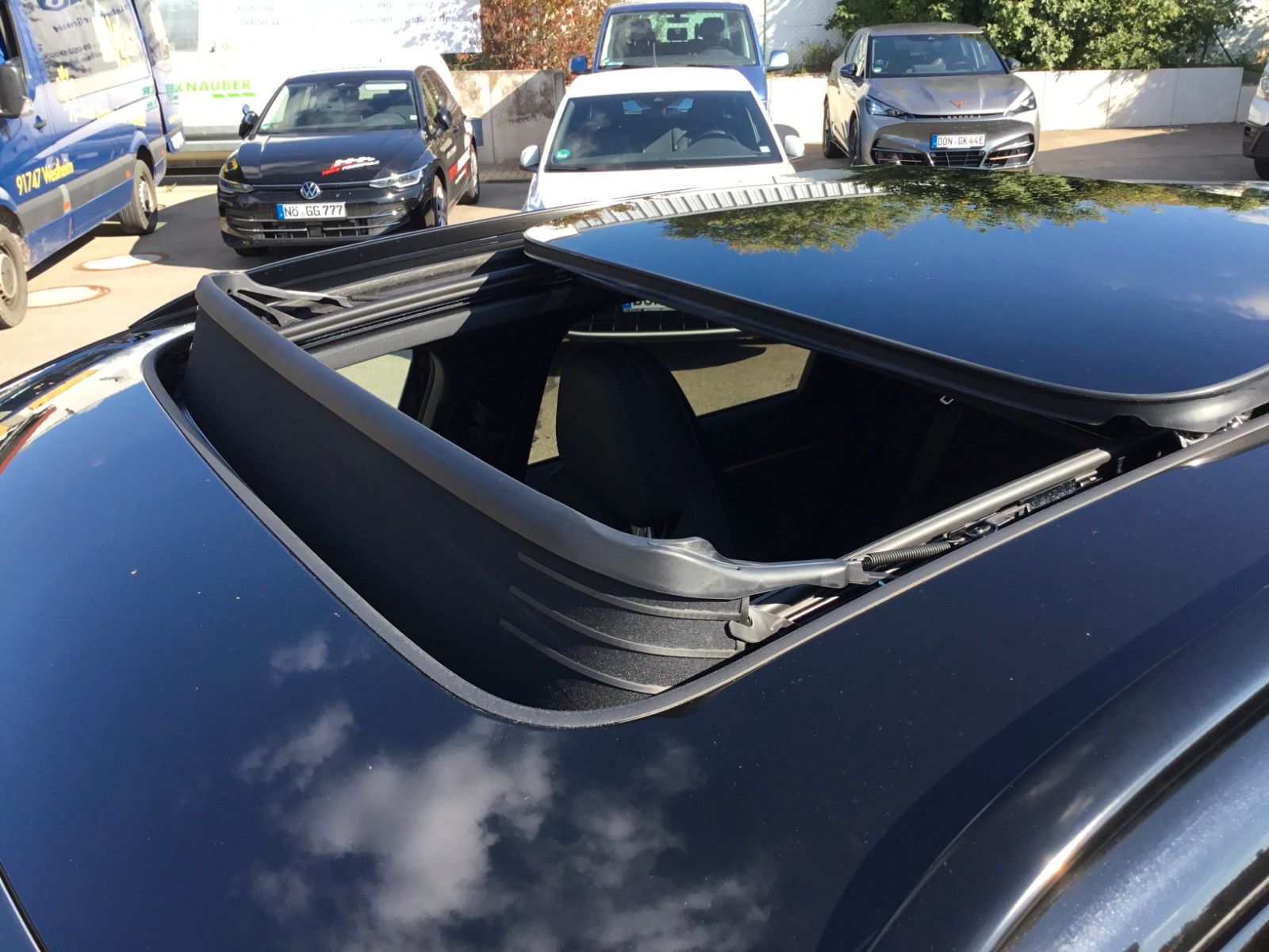 Fahrzeugabbildung CUPRA Terramar 2.0 TSI DSG 4Drive+Matrix+AHK+Pano+360°