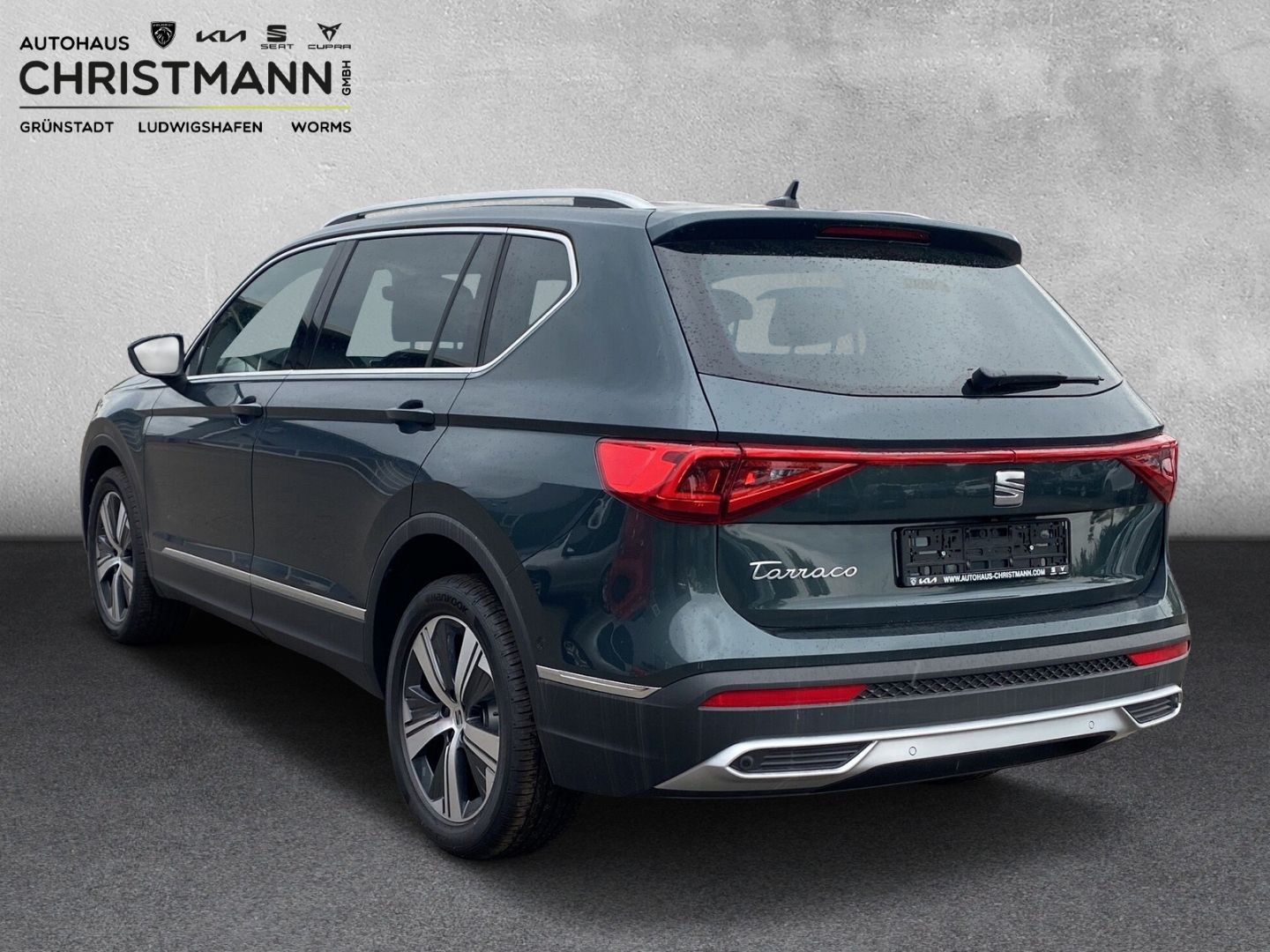 Fahrzeugabbildung SEAT Tarraco Xperience 1.5 TSI ACT EU6d *Farbe Dark C