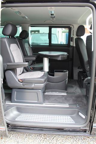 Volkswagen T6.1 Multivan Highline DSG 4Motion AHK Standhzg