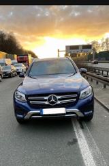 Mercedes-Benz GLC 350 e 4MATIC Pano/AHK/LED/360/ TÜV neu - blaue Mercedes-Benz GLC 350