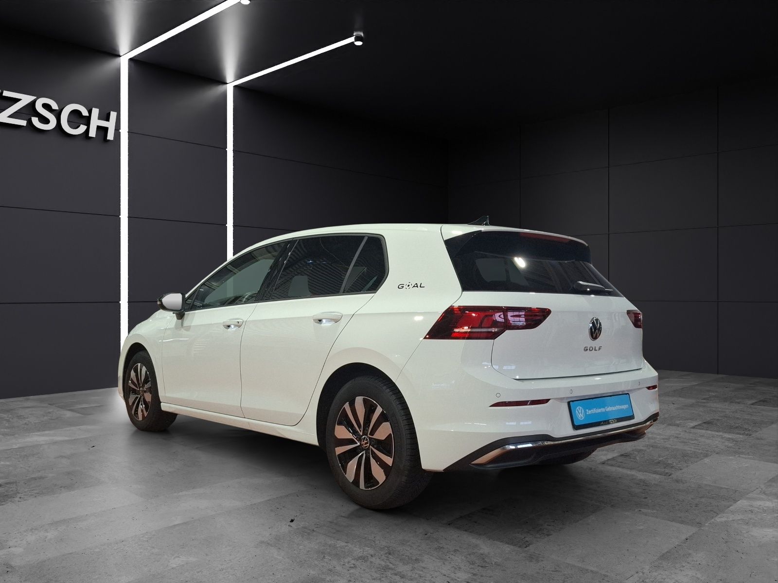 Fahrzeugabbildung Volkswagen Golf VIII TSI Goal Standhzg LED CarPlay AID ACC