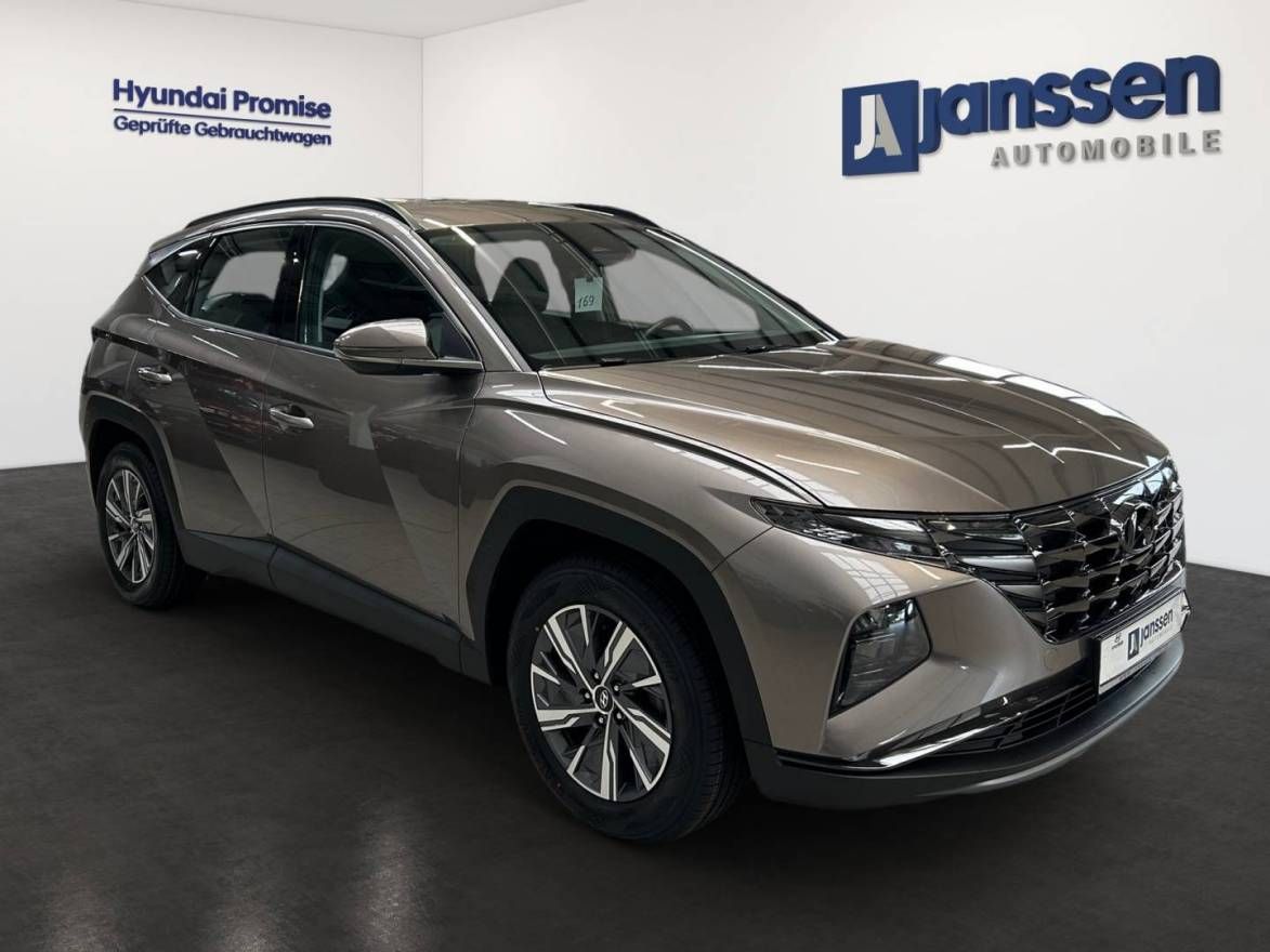Fahrzeugabbildung Hyundai TUCSON LED-Grilldesin