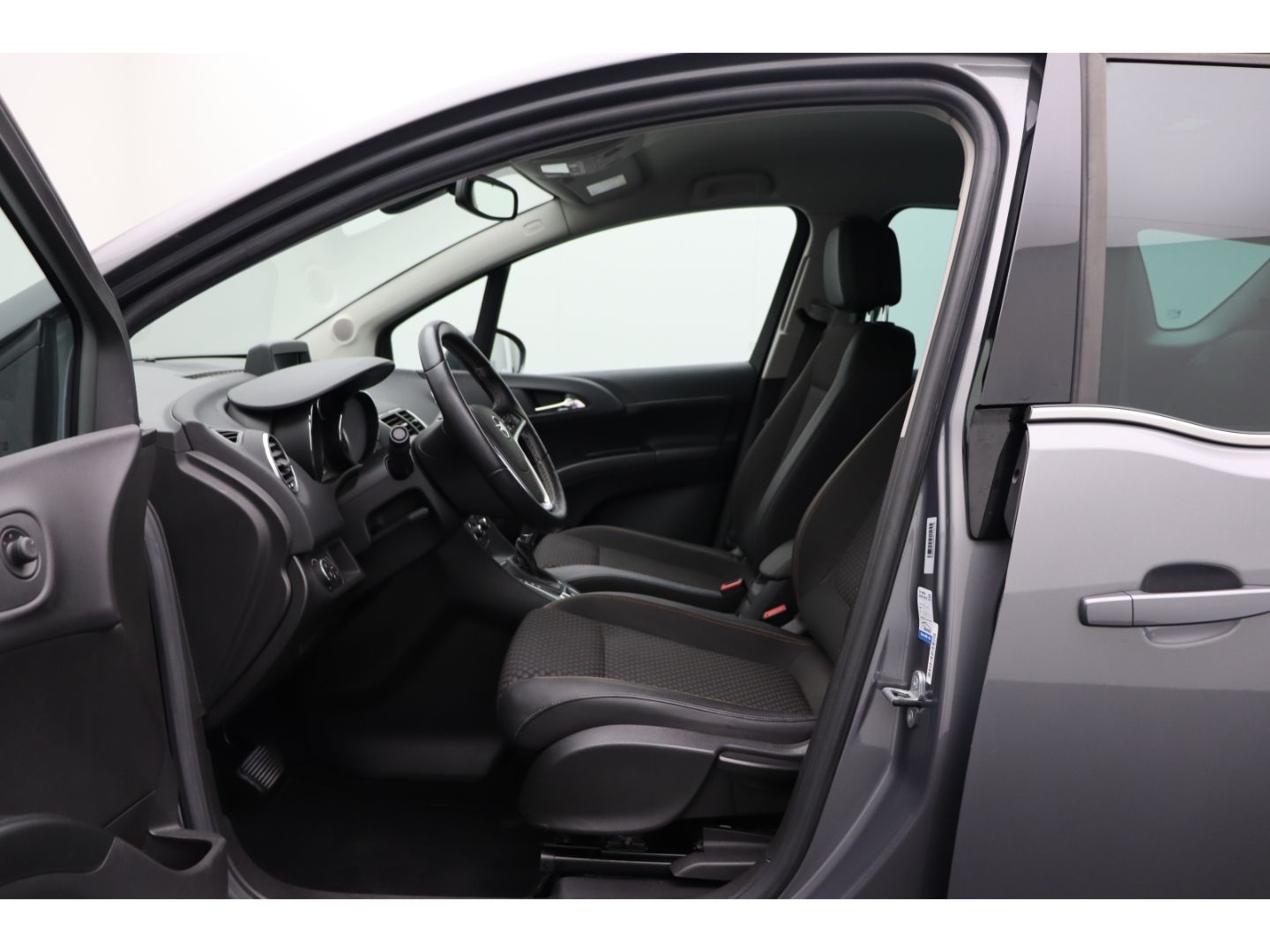 Fahrzeugabbildung Opel Meriva B 1.4 Innovation Kamera AHK 2-Zonen-Klima