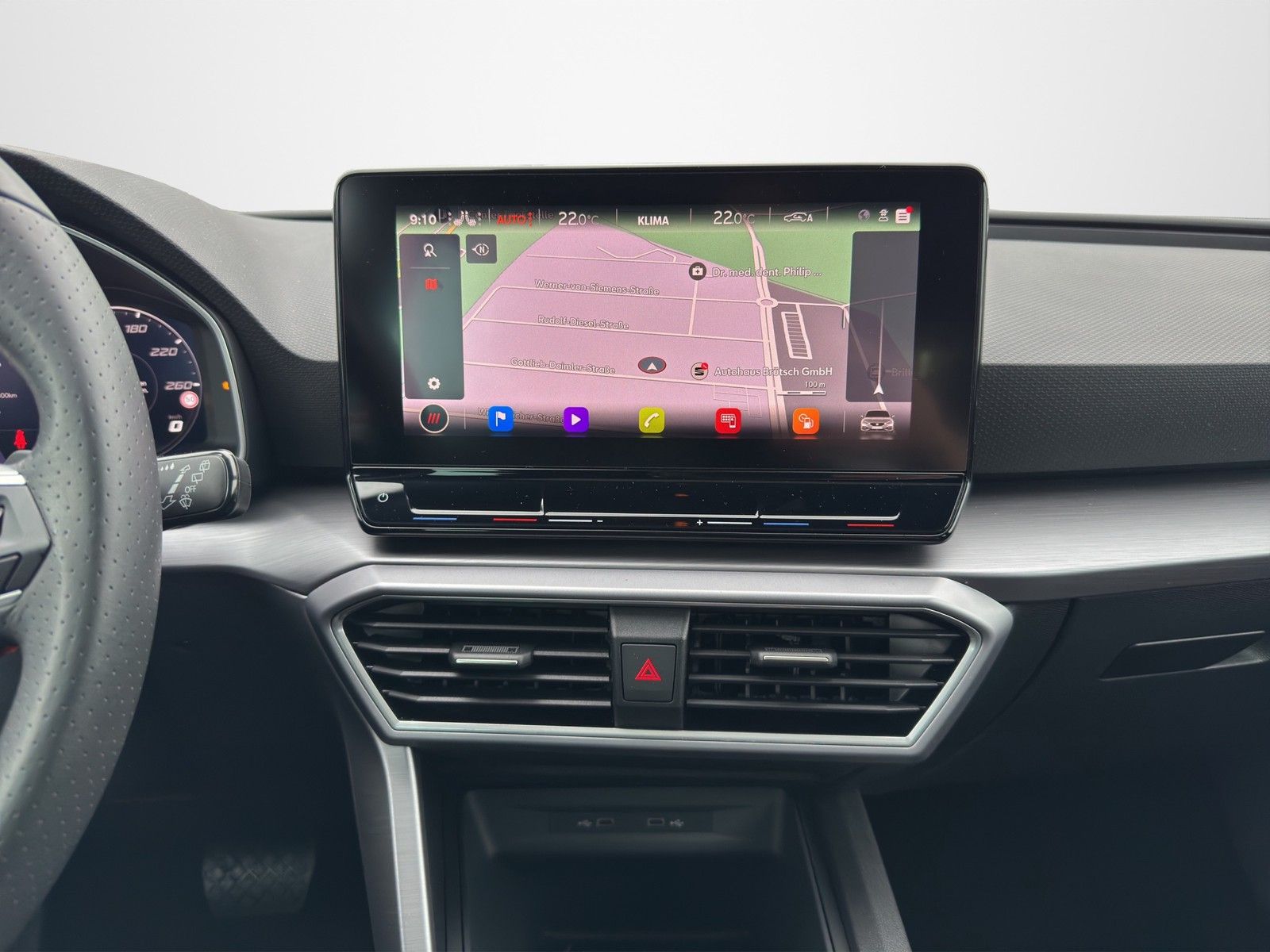SEAT Leon FR 1.5 eTSI DSG / PANORAMA / NAVI / ACC / D - Image 13