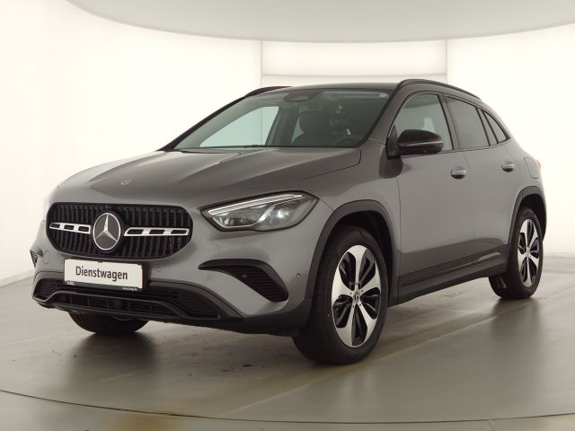 Mercedes-Benz GLA 250 e PROGRESSIVE+19''+PANO+AHK+KEYLESS+360°