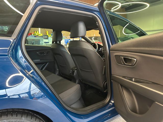 MYAUTOCENTER – Gebraucht- und Jahreswagen mit Werkstattservice in Pfaffenhofen Seat Leon ST *KEYLESS*2-ZONEN*CARPLAY*CAM*TEMPO*FR*