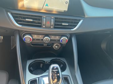 Alfa Romeo Giulia Veloce Q4 2.0 Turbo 16V Kam.+KeyLess+SHZ