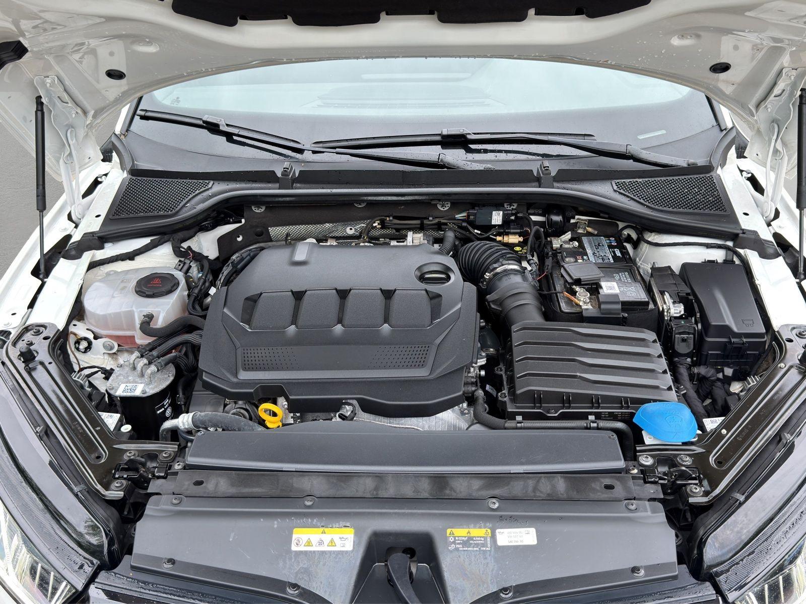 Skoda Octavia Combi RS 2.0 TDI LED*Navi*AHK*Panorama