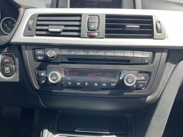 BMW 320 - 11