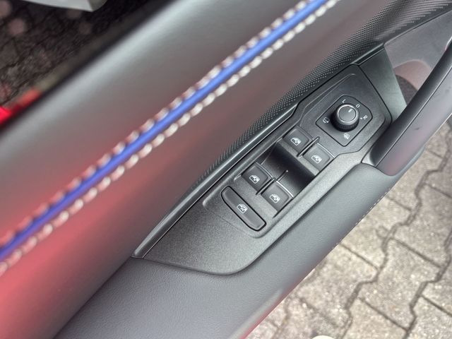 Tiguan R-Line 2,0 l TDI SCR 4MOTION 142 kW (193