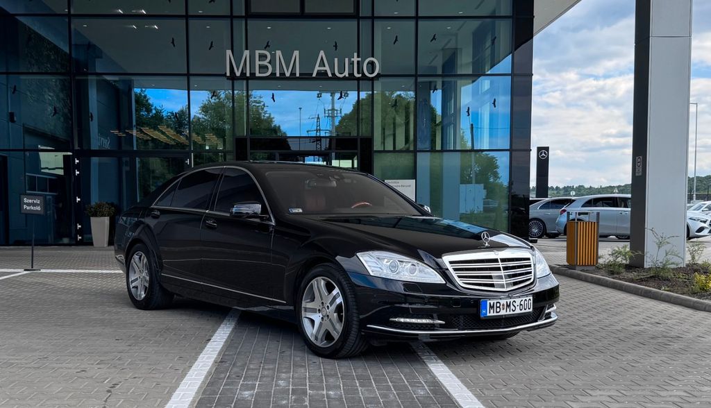 Mercedes-Benz S 600