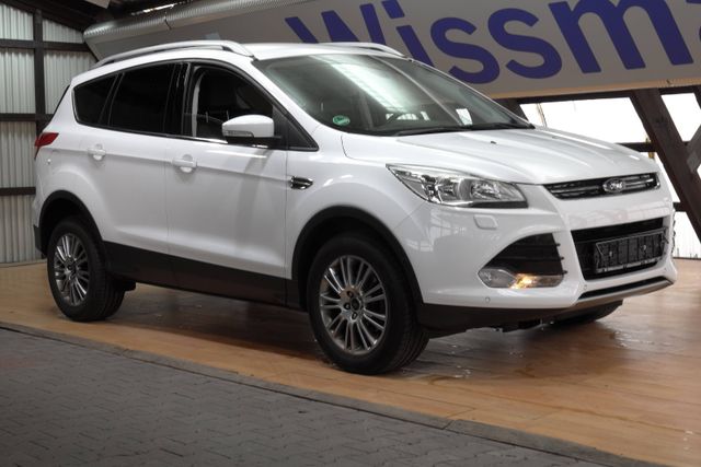 Ford Kuga 1,6 2x4 110kW Titanium, gepflegt, Erstbesit