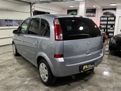 Fahrzeugabbildung Opel Meriva 1.8 Cosmo / Navi Klimaanlage ZV AHK