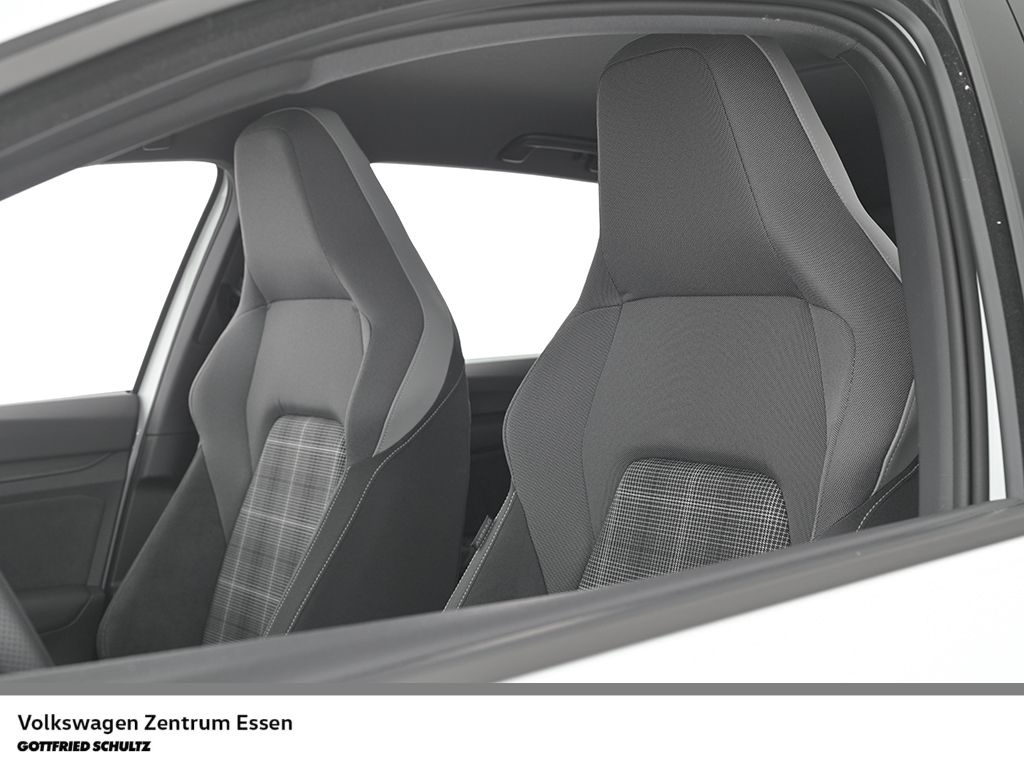Volkswagen Golf - Bild 10