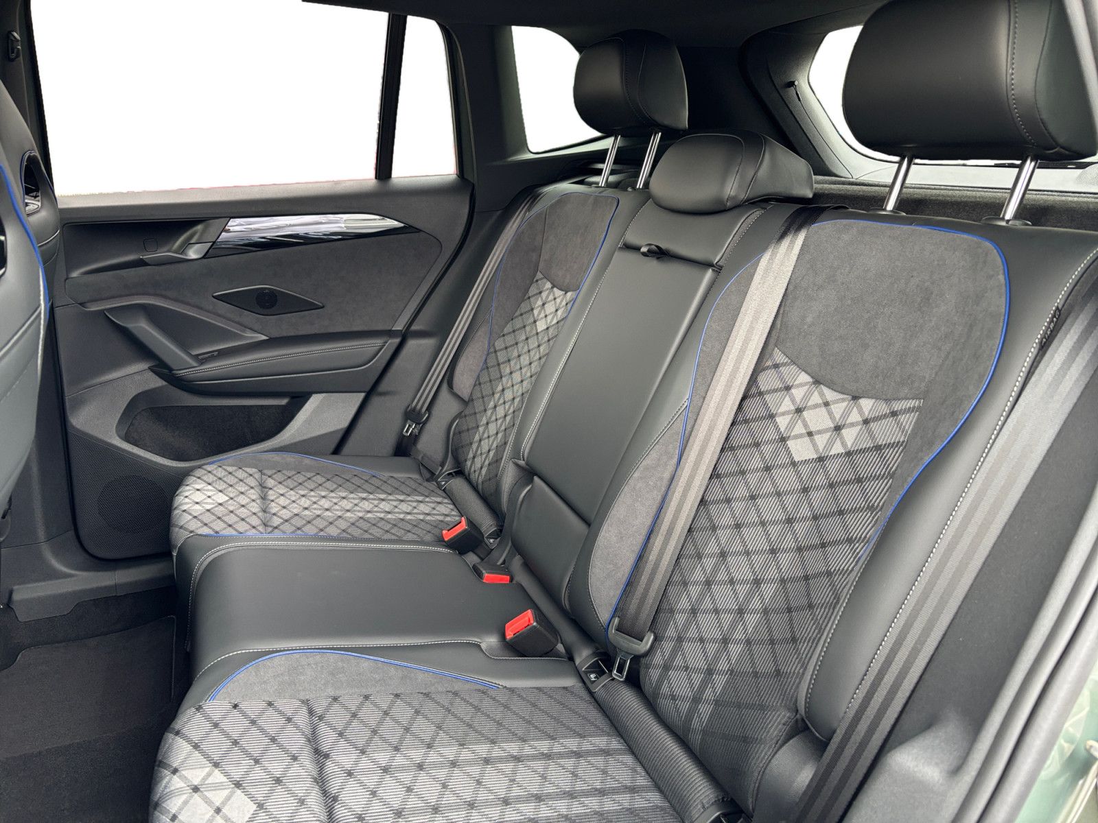 Volkswagen Tiguan - Bild 11
