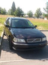 Volvo V40 1.8 - - gebrauchte Volvo V40 aus dem Jahr 1999