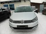 Volkswagen Touran Comfortline  NAVI SHZ PDC  El.Hekklappe - VW Touran Gebrauchtwagen in Braunschweig
