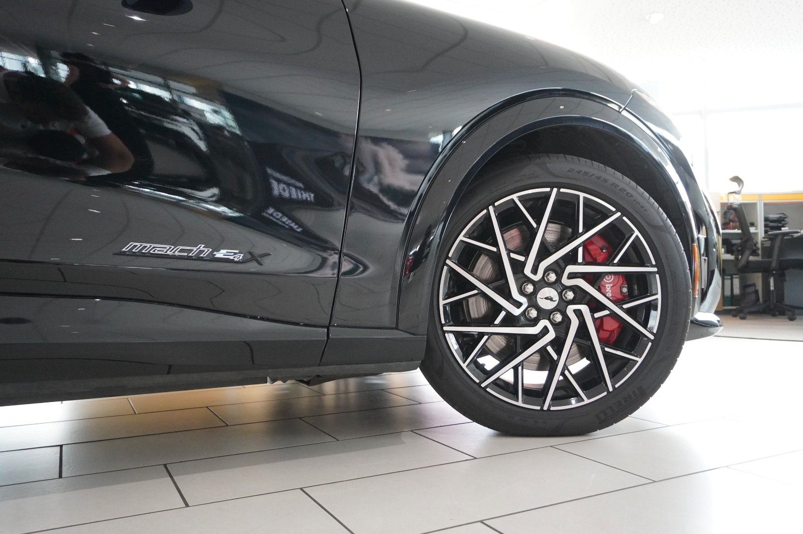 Fahrzeugabbildung Ford Mustang Mach-E GT AWD 99KWH NAVI/360°/B&O/PANO.