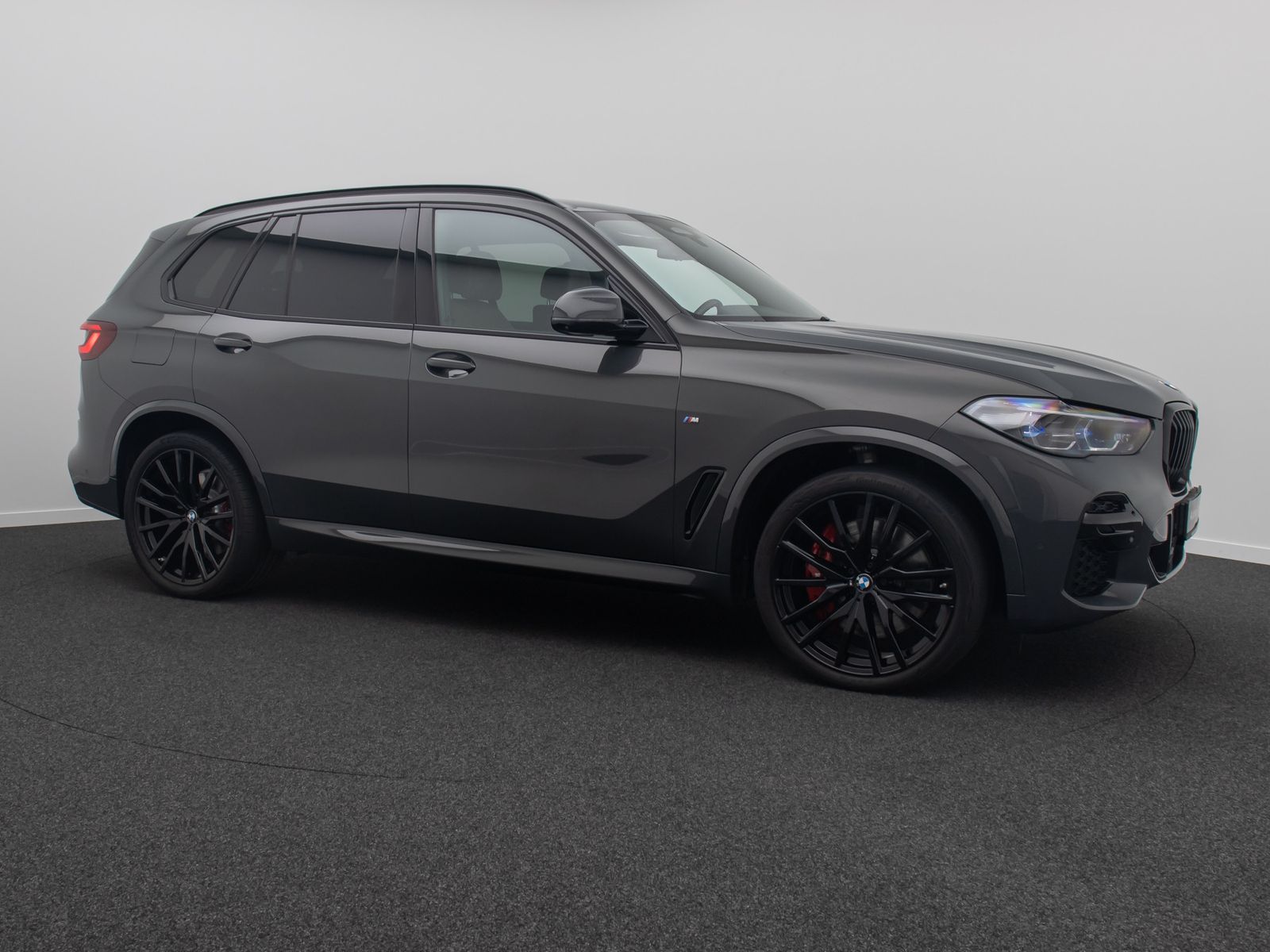 Fahrzeugabbildung BMW X5 xD40d M Sport 360&deg; HUD H/K DAB Massage 22Zoll