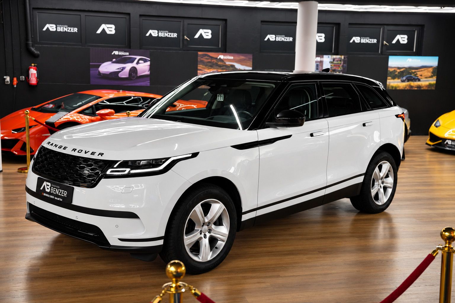 Fahrzeugabbildung Land Rover Range Rover Velar Kamera*Head-UP*Matrix*CarPlay