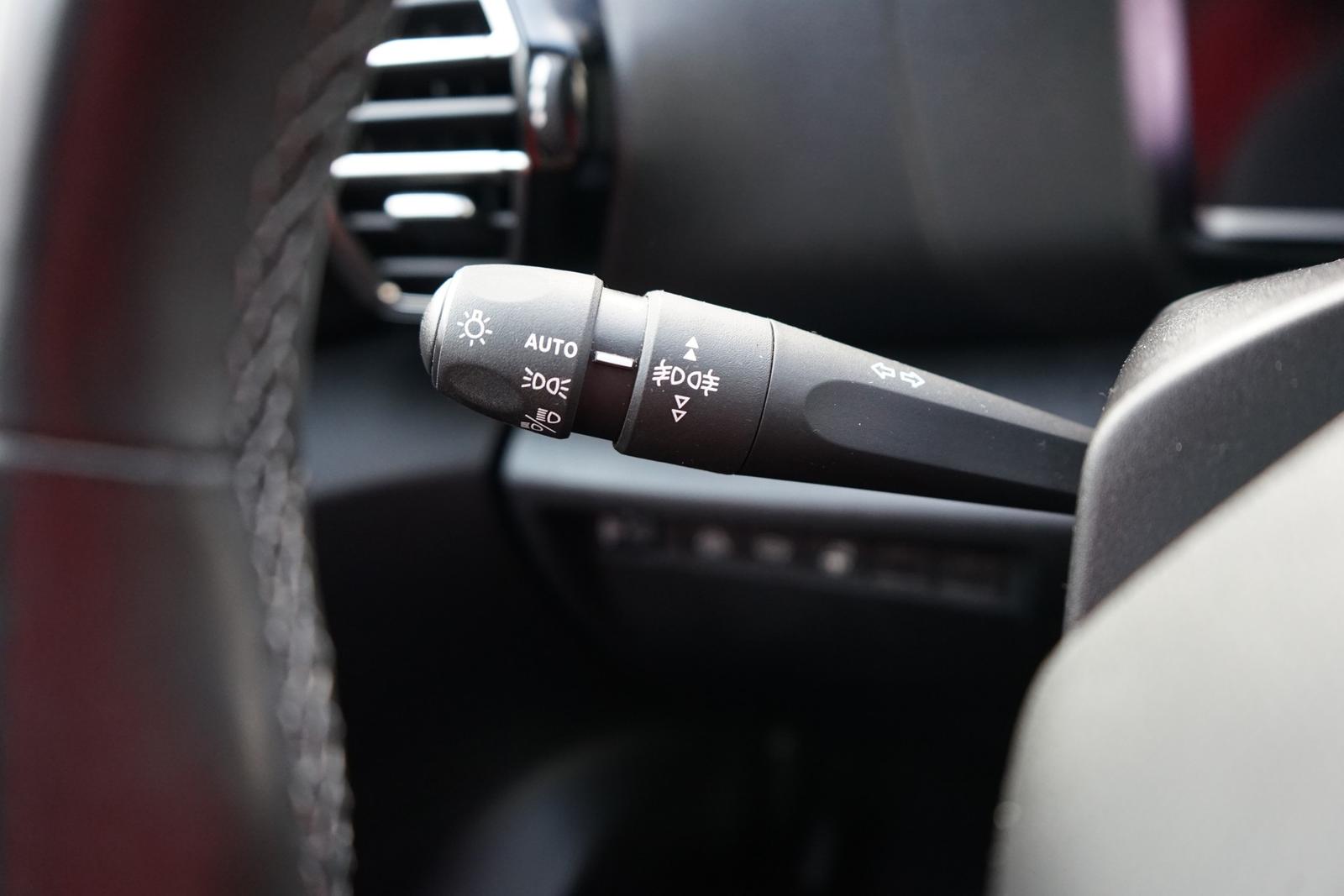 Citroën C4 PureTech130 LED AAC SHZ LHZ