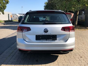 Volkswagen Passat Variant - 4
