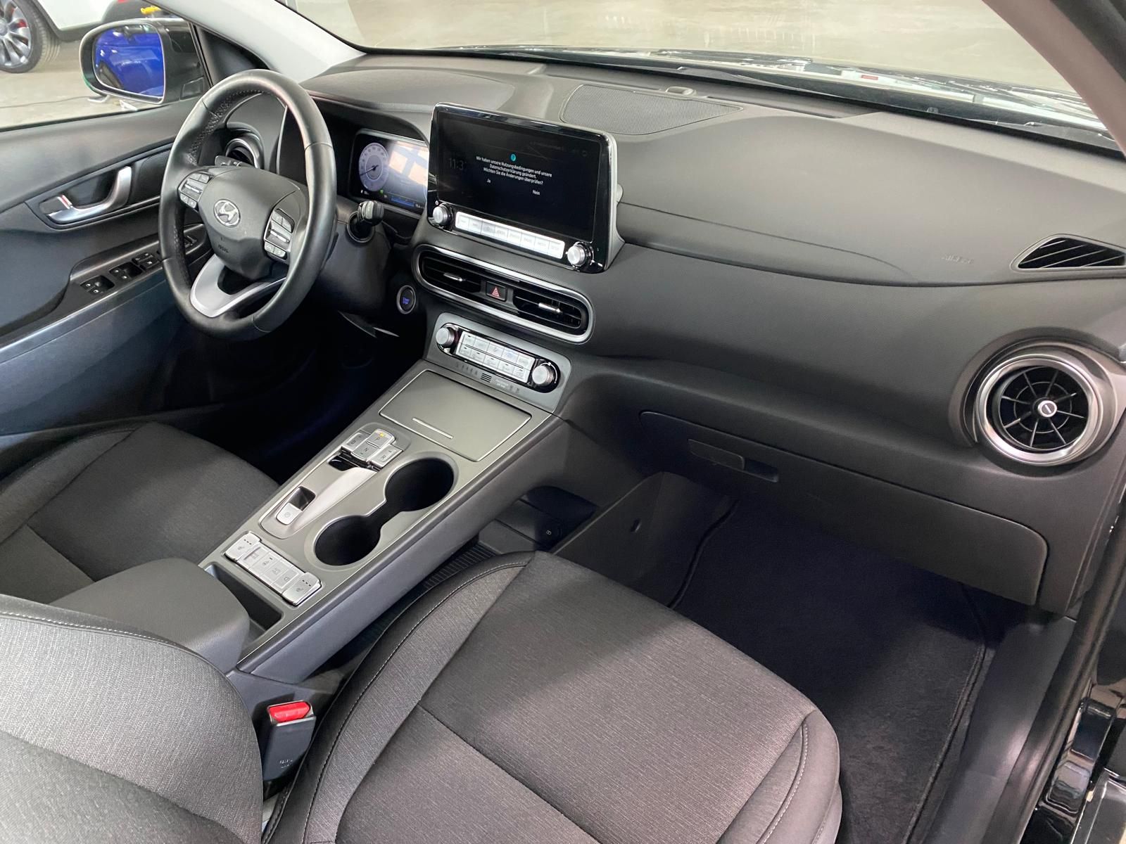Fahrzeugabbildung Hyundai Kona Trend Elektro 150kW/DIS/RFK/LED/SH/